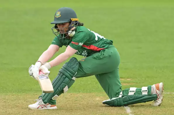 Sharmin Akhtar Batting